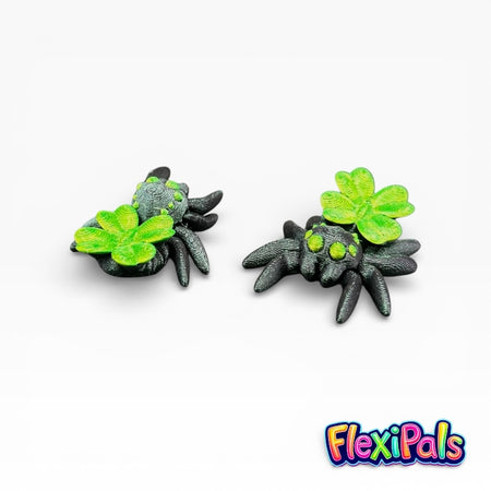 3D printed lucky spider flexi with clover detail